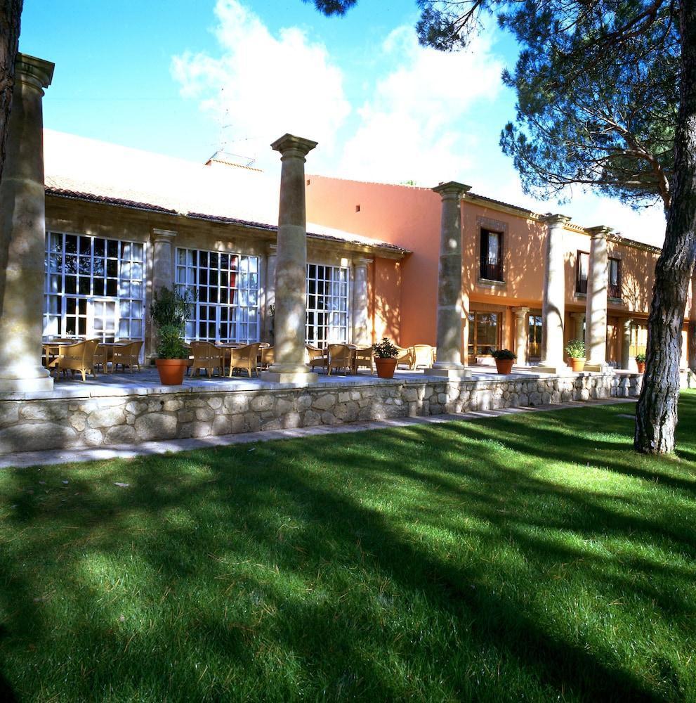 Parador De Tordesillas Exterior photo