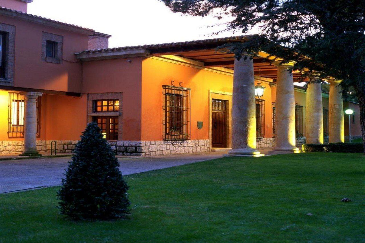 Parador De Tordesillas Exterior photo