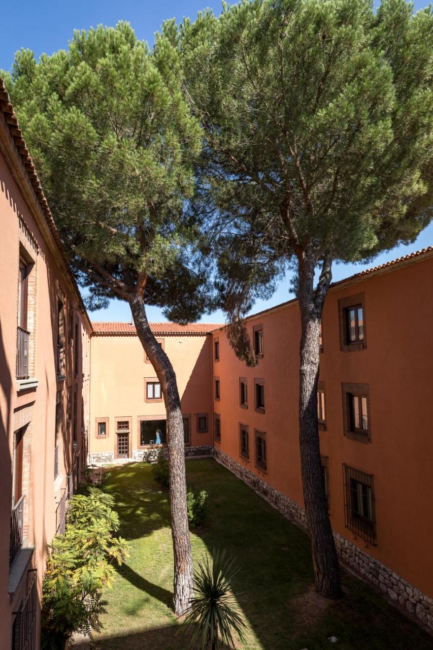 Parador De Tordesillas Exterior photo